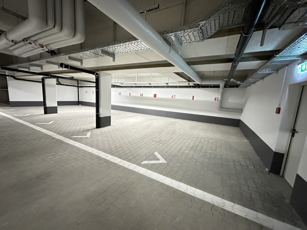 dynastie parking